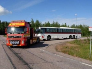 Buss som behöver hjälp till verkstad